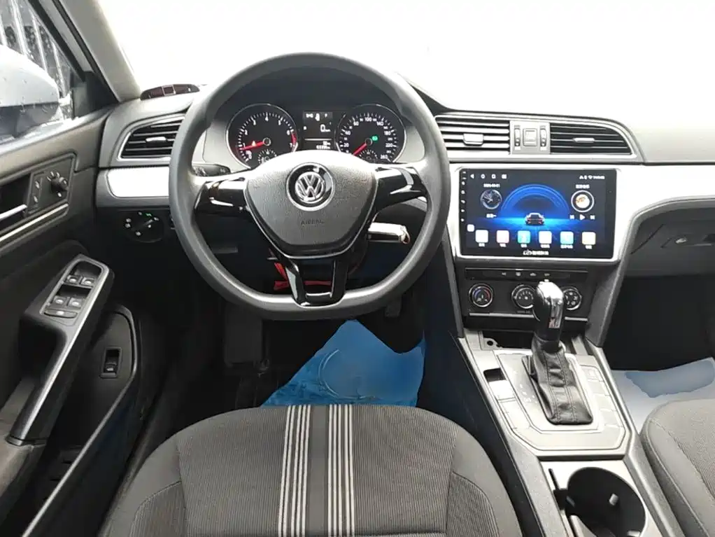 Volkswagen Lamando — миниатюра 11