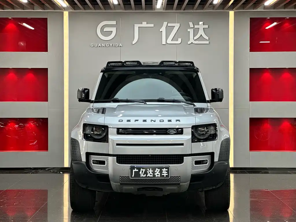 Land Rover Defender — миниатюра 3