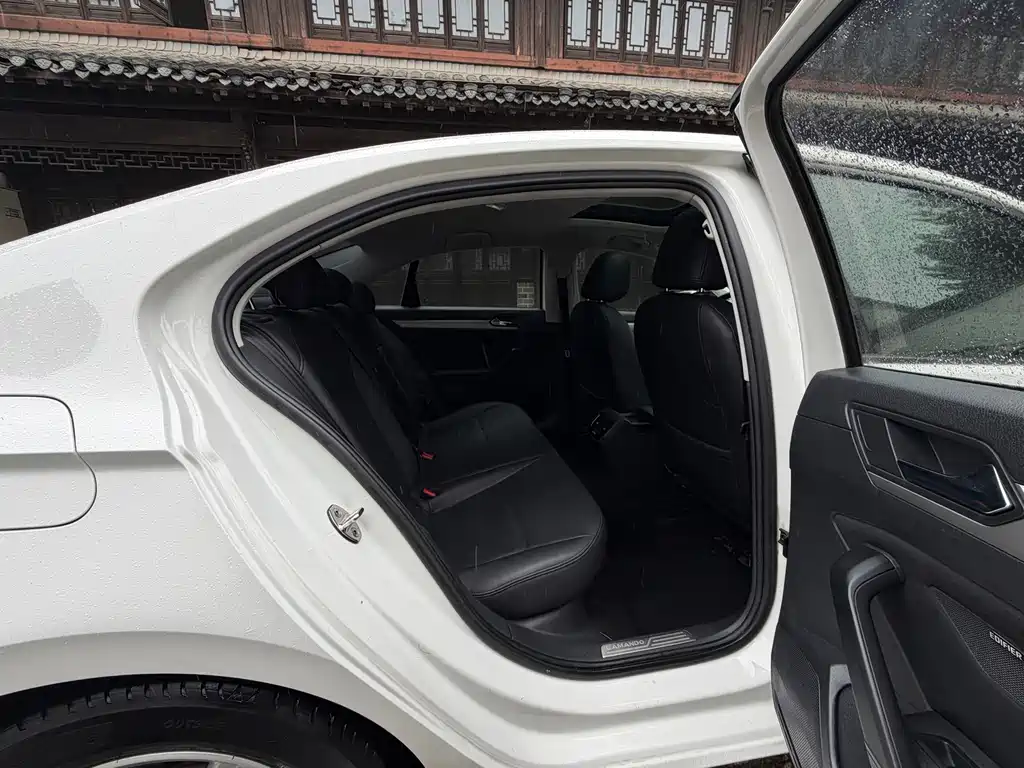 Volkswagen Lamando — миниатюра 16