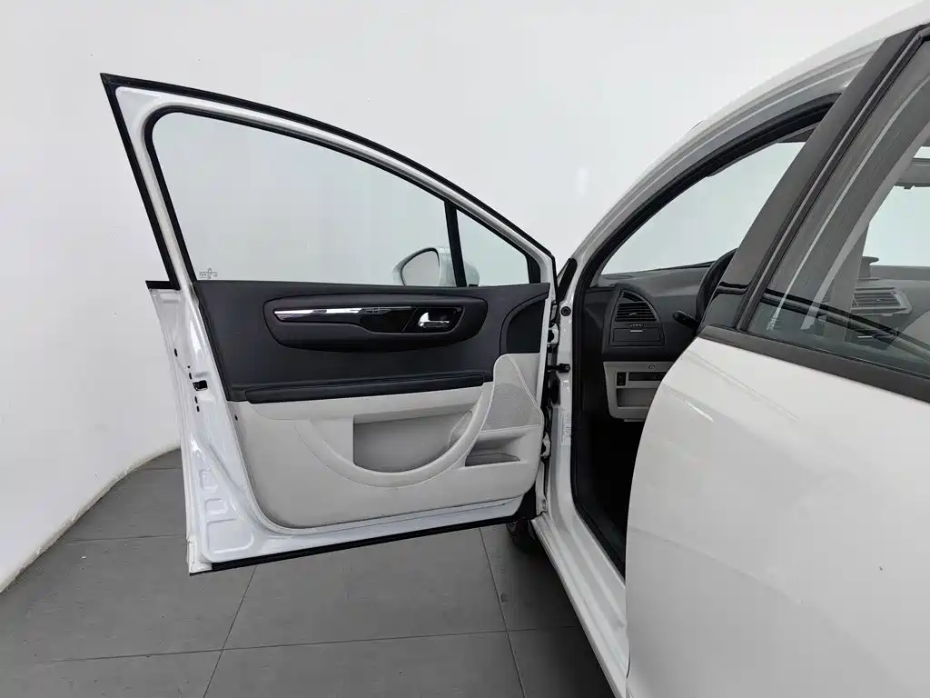 Citroen C-Quatre — миниатюра 8
