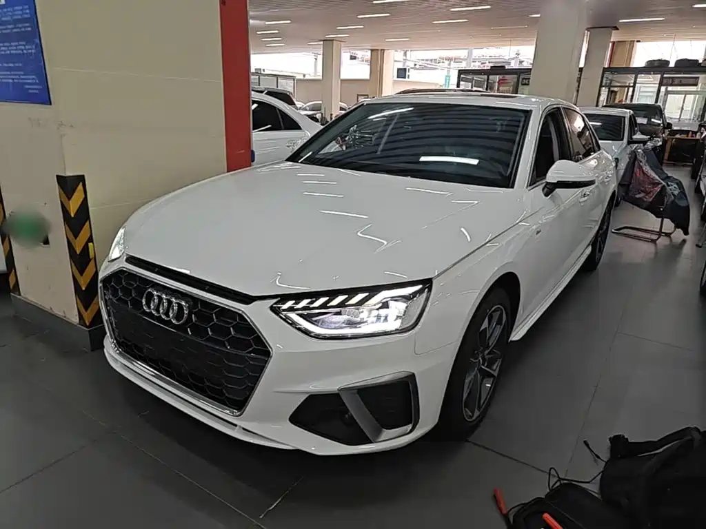 Audi A4L — миниатюра 2