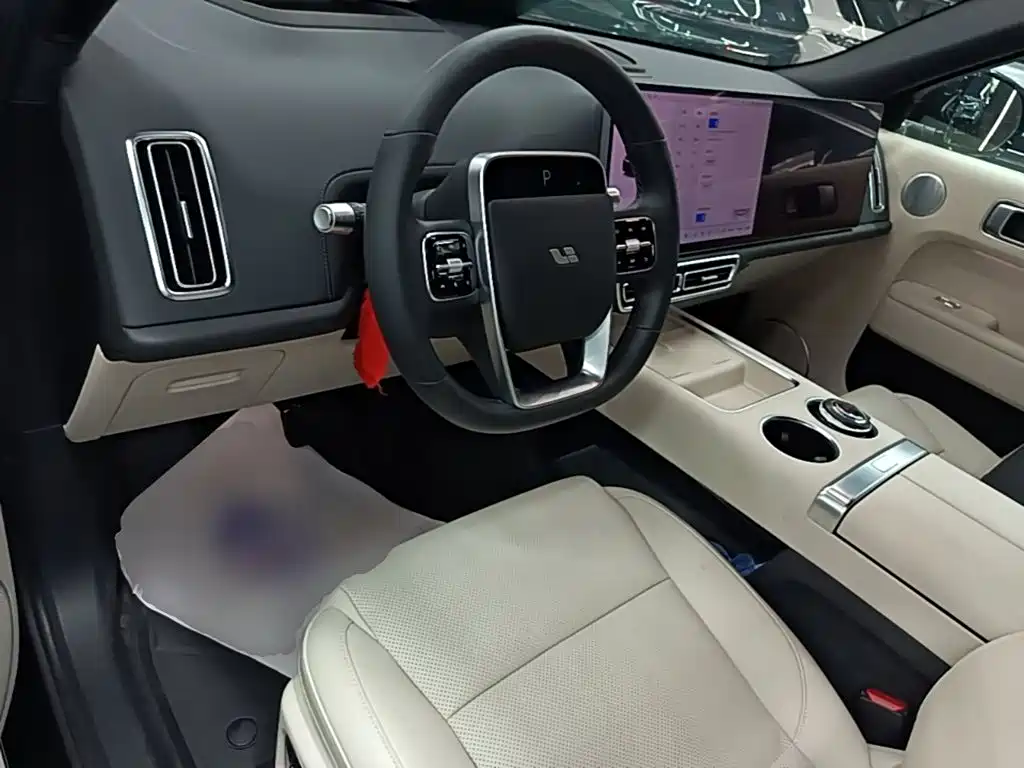 Li Auto L8 2023 Pro