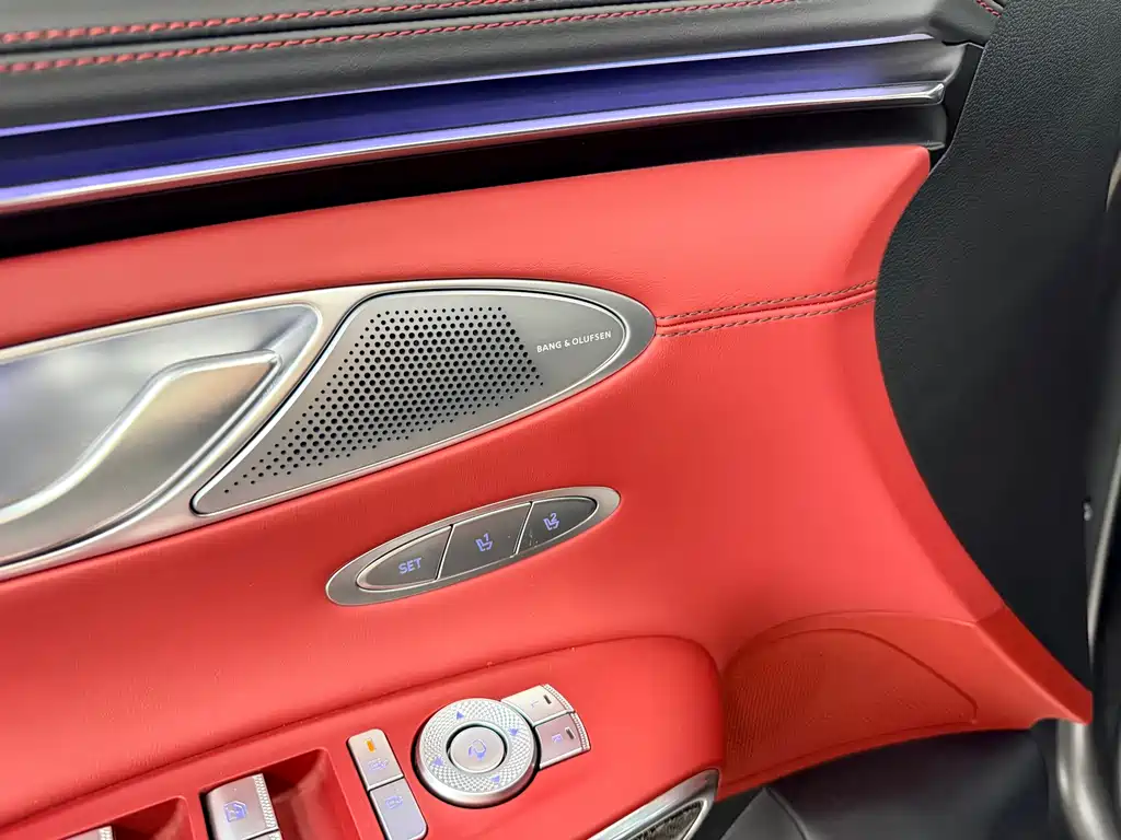 Genesis GV70 — миниатюра 7