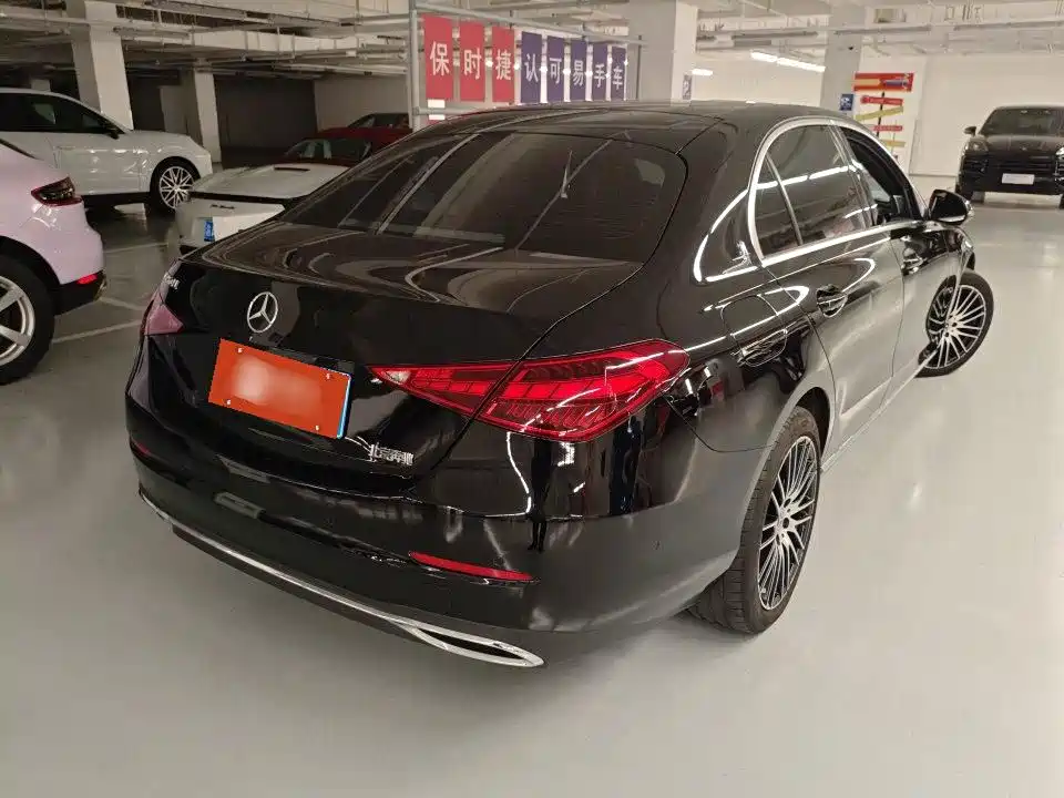 Mercedes-Benz C-Class — миниатюра 6
