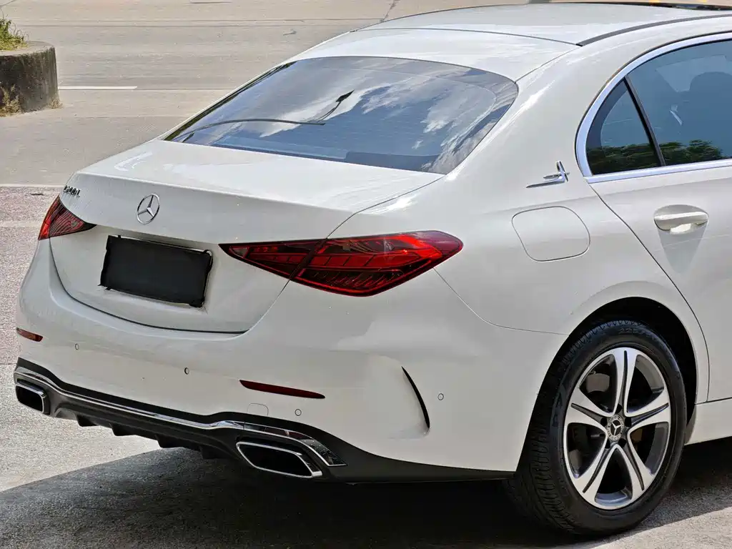 Mercedes-Benz C-Class — миниатюра 17