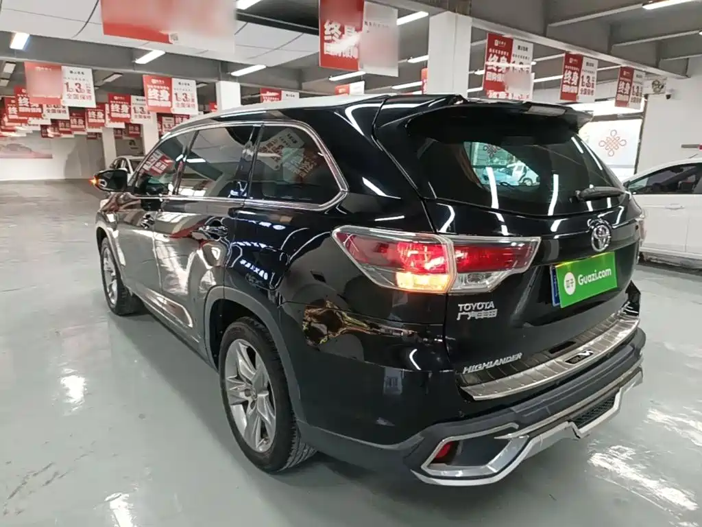Toyota Highlander — миниатюра 5