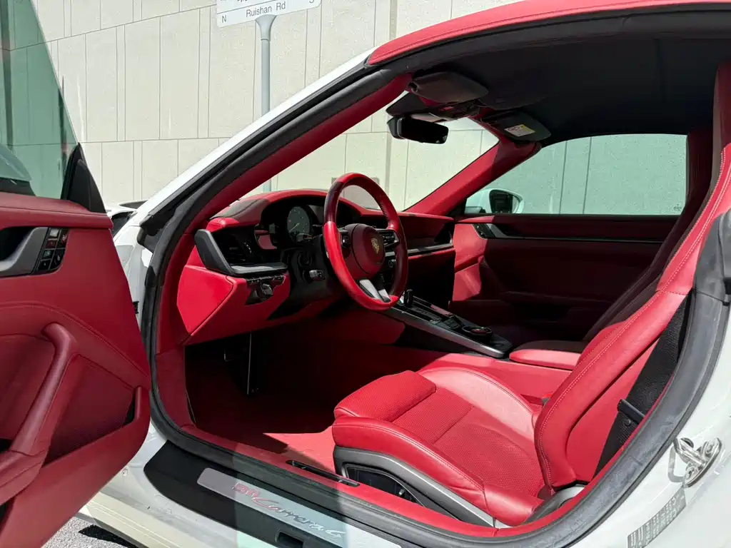 Porsche 911 2020 Carrera 4 Cabriolet 3.0T