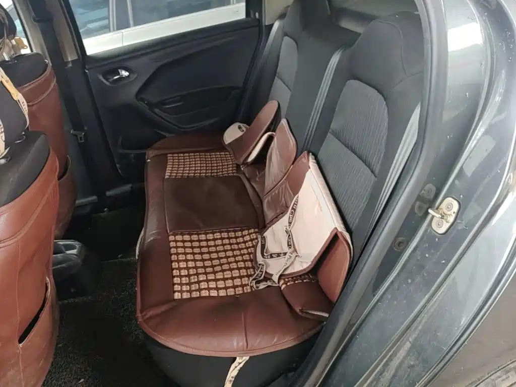 Citroen Elysee — миниатюра 22