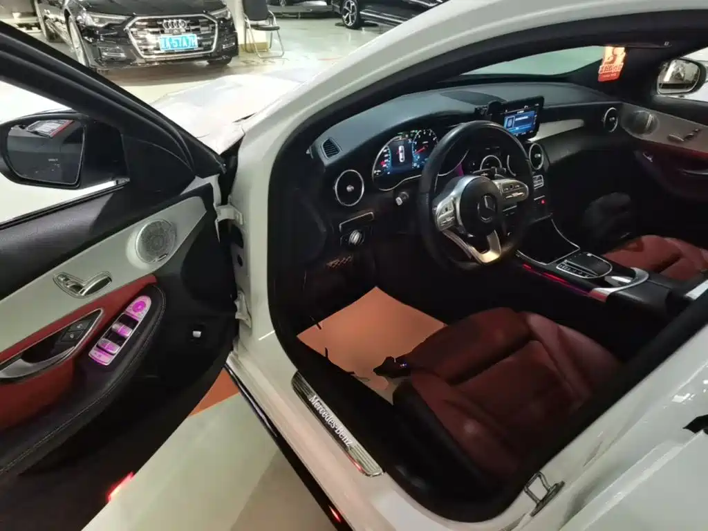 Mercedes-Benz C-Class — миниатюра 16