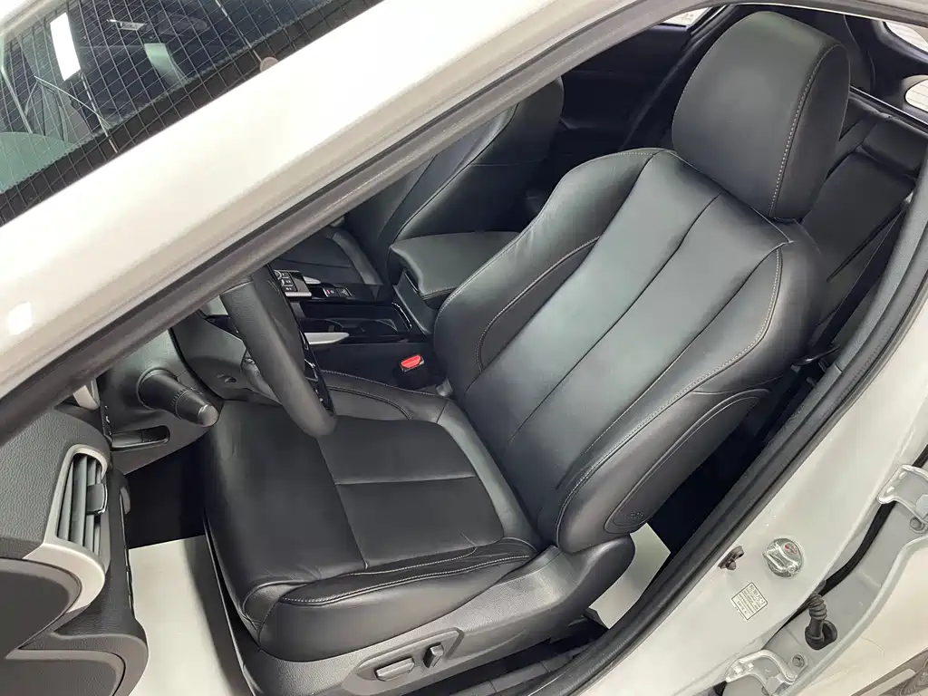 Mitsubishi Eclipse Cross — миниатюра 13