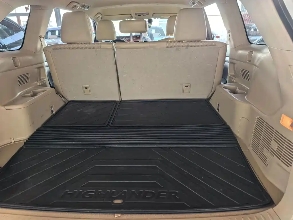 Toyota Highlander — миниатюра 13