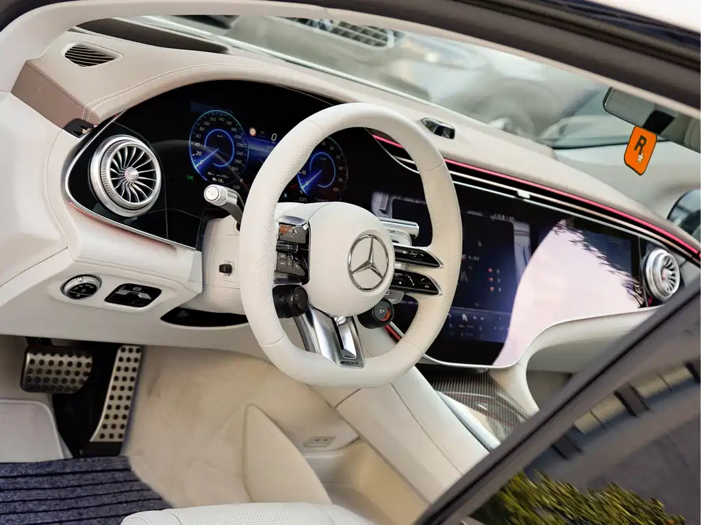 MERCEDES-BENZ EQS AMG