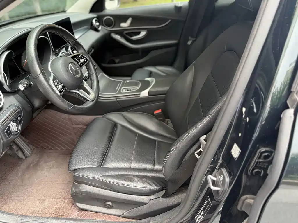 Mercedes-Benz C-Class — миниатюра 8