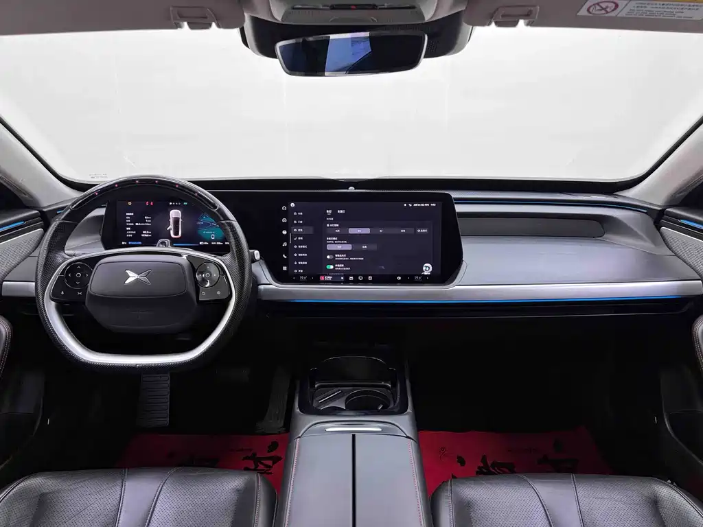 XPeng P7 — миниатюра 19