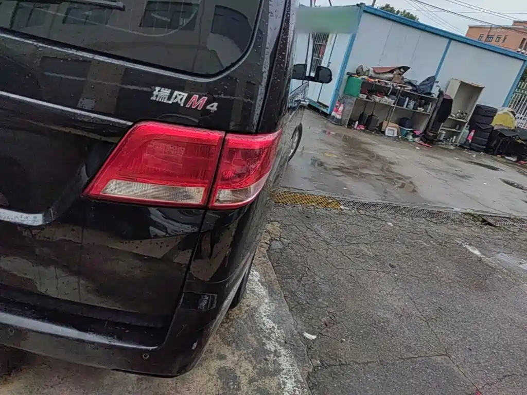 JAC Refine Refine M4 — миниатюра 8