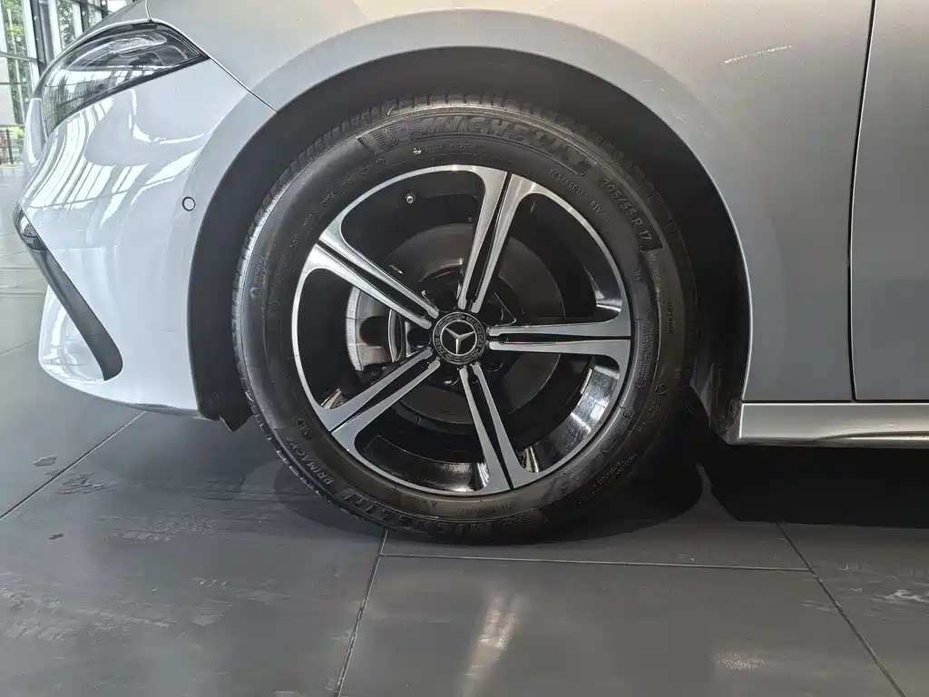 Mercedes-Benz A-Class — миниатюра 4