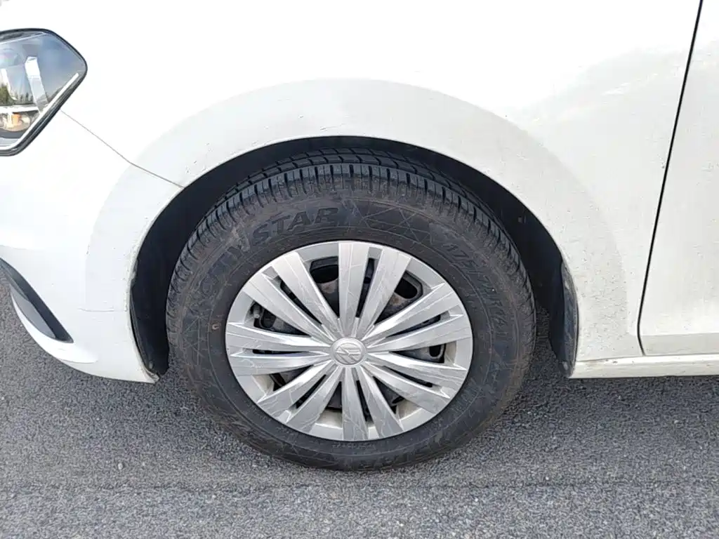 Volkswagen Santana — миниатюра 23