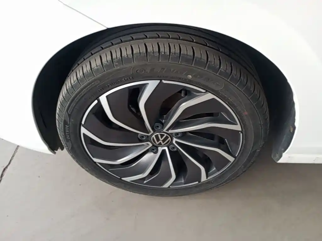Volkswagen Golf — миниатюра 23
