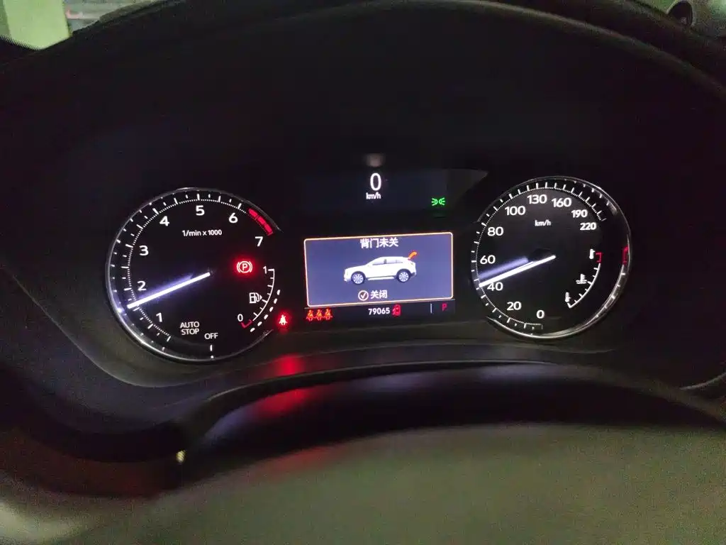 Cadillac XT4 — миниатюра 12