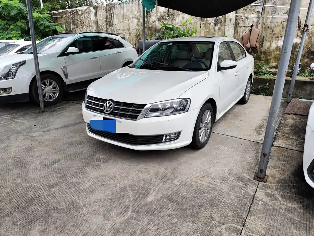 Volkswagen Lavida 2013 1.6L AT Comfort