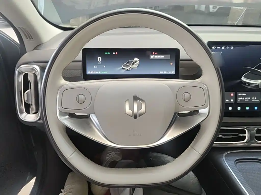 Leapmotor Leapmotor B01 — миниатюра 11