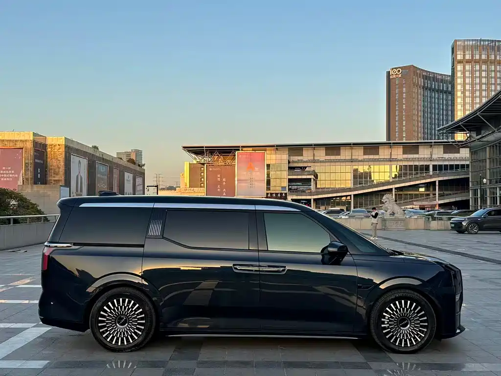 ZEEKR EXTREME KRYPTON 009