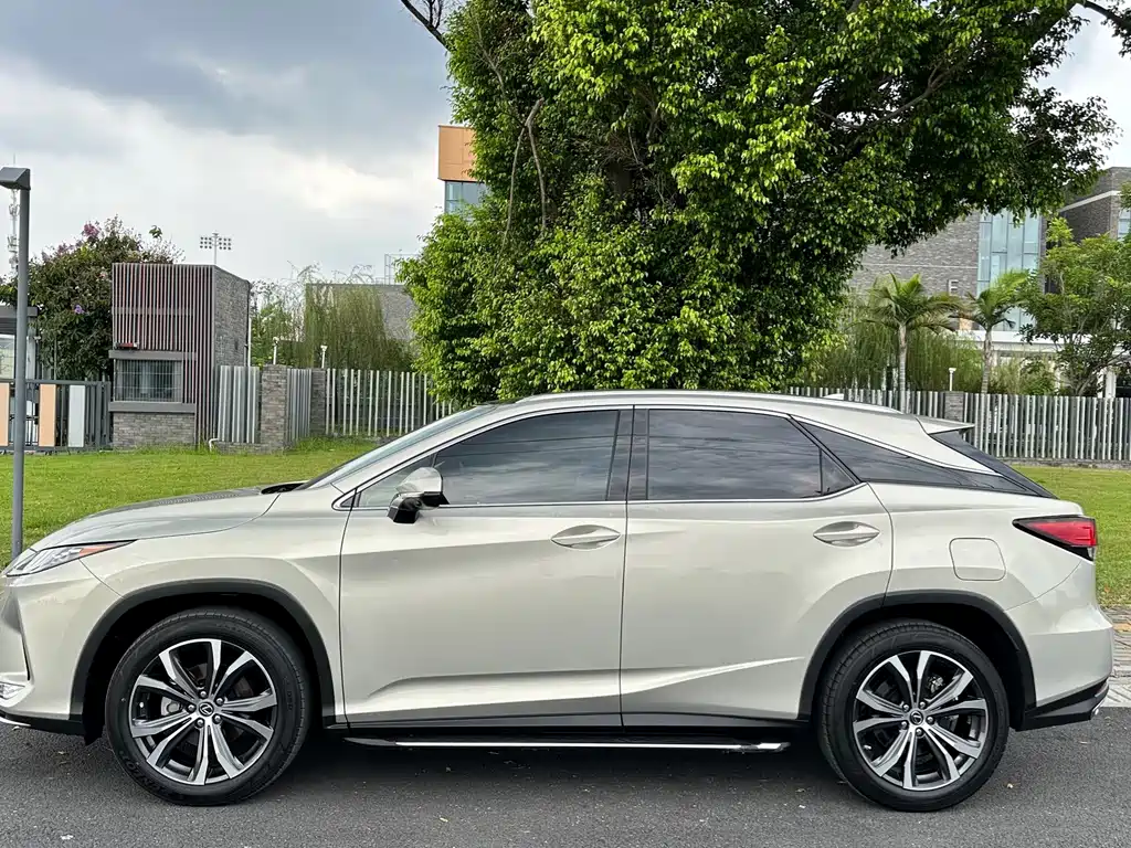 Lexus RX — миниатюра 4