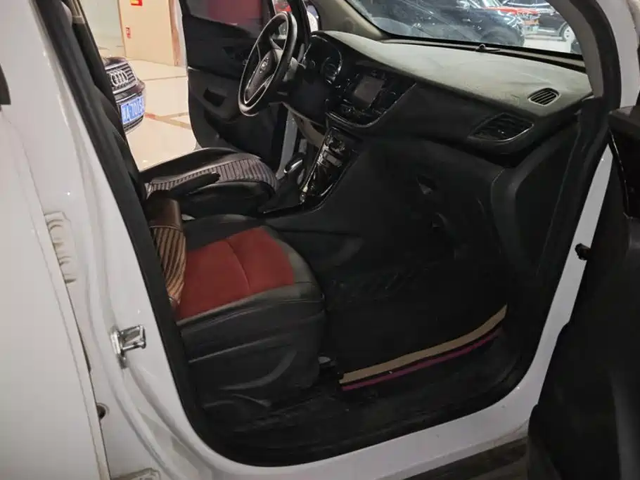 Buick Encore — миниатюра 8