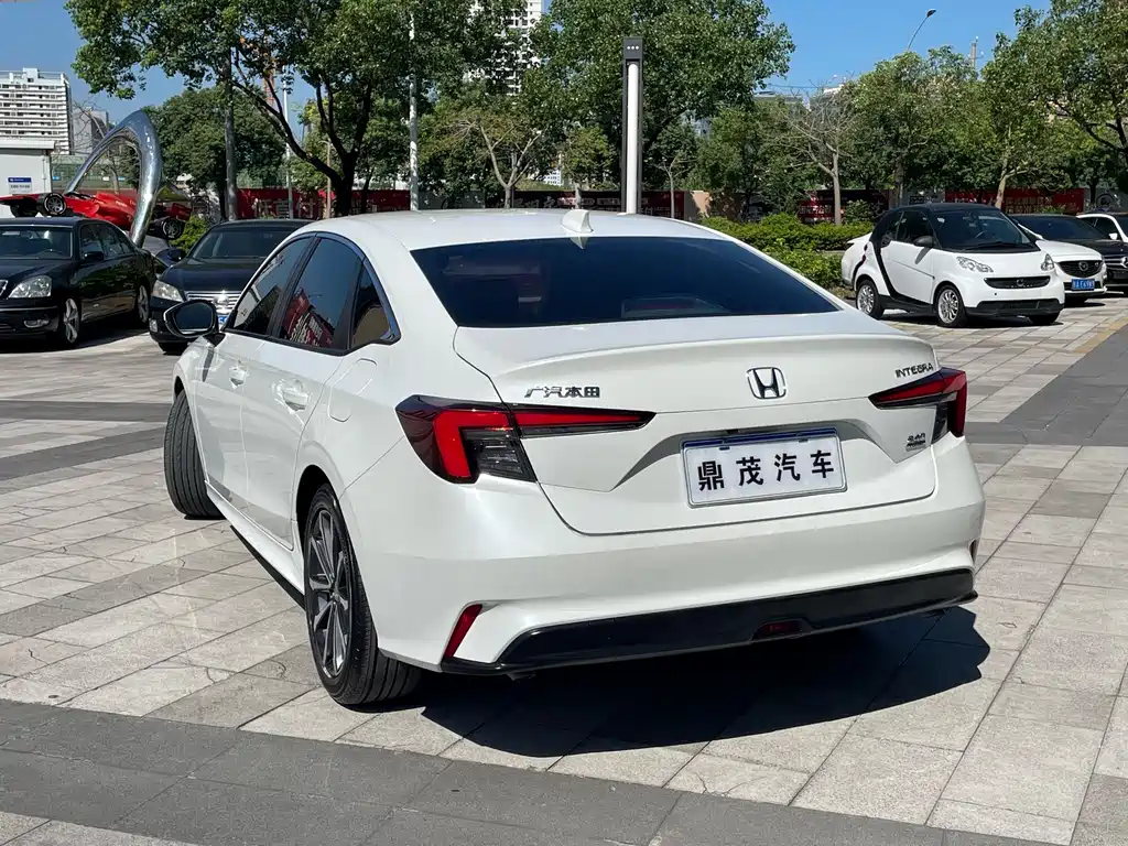 Honda Integra — миниатюра 6
