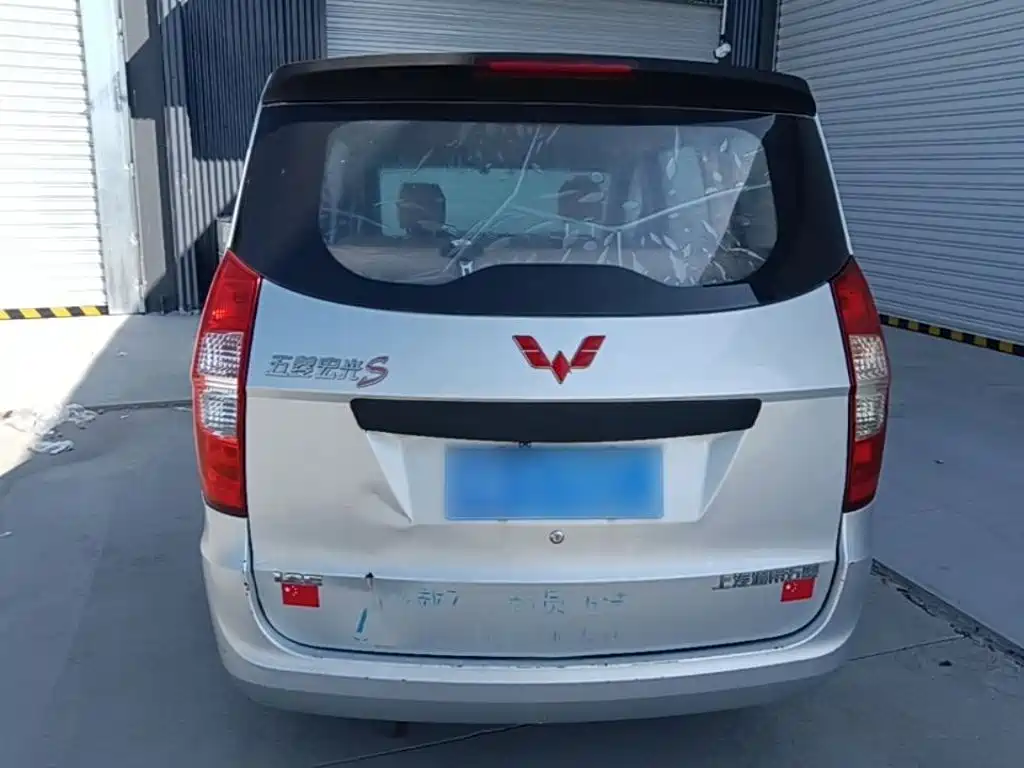 Wuling Hongguang — миниатюра 6