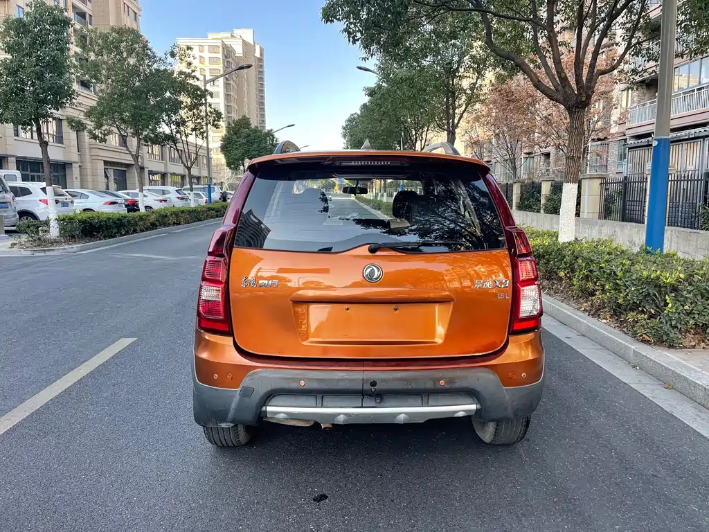Dongfeng X3 2015 1.5L Comfort