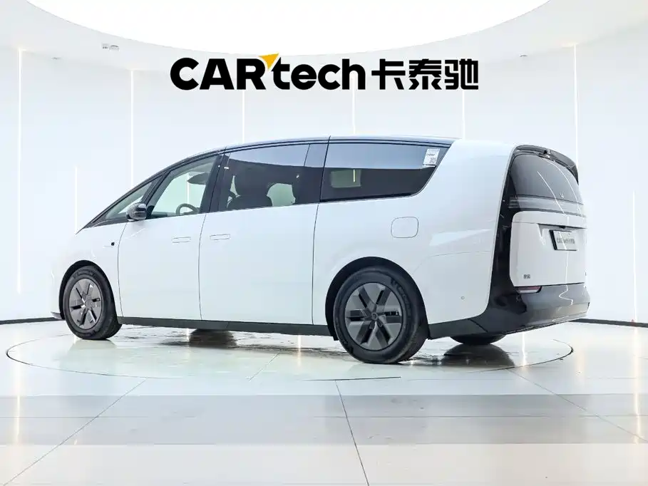 Li Auto Li MEGA — миниатюра 12