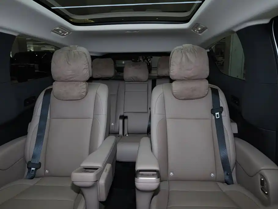 Li Auto Li MEGA — миниатюра 28