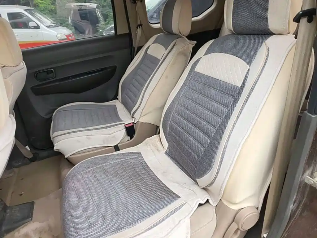 Wuling Hongguang — миниатюра 17