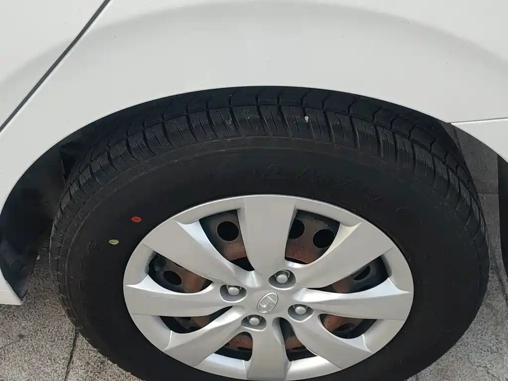 Hyundai Verna — миниатюра 7