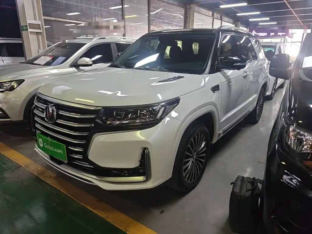 Changan CS95 — миниатюра 2