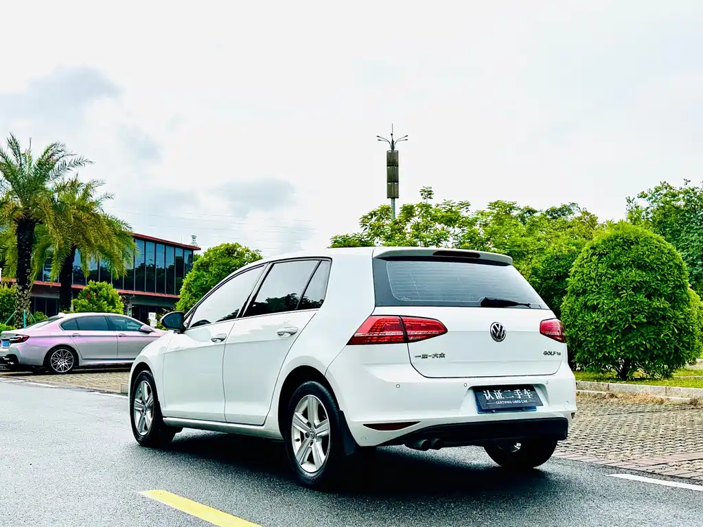Volkswagen Golf — миниатюра 8