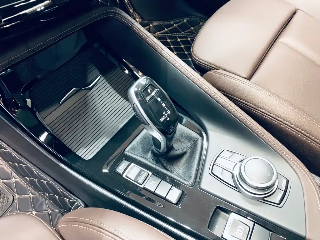 BMW X1 — миниатюра 9