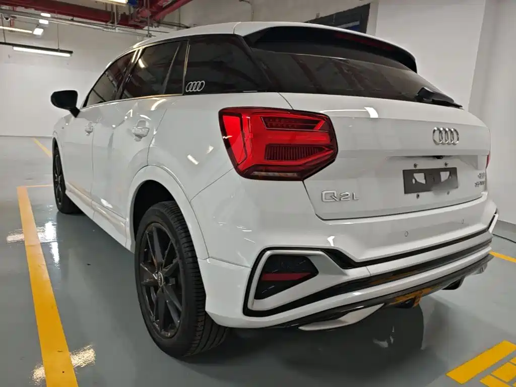 Audi Q2L — миниатюра 5
