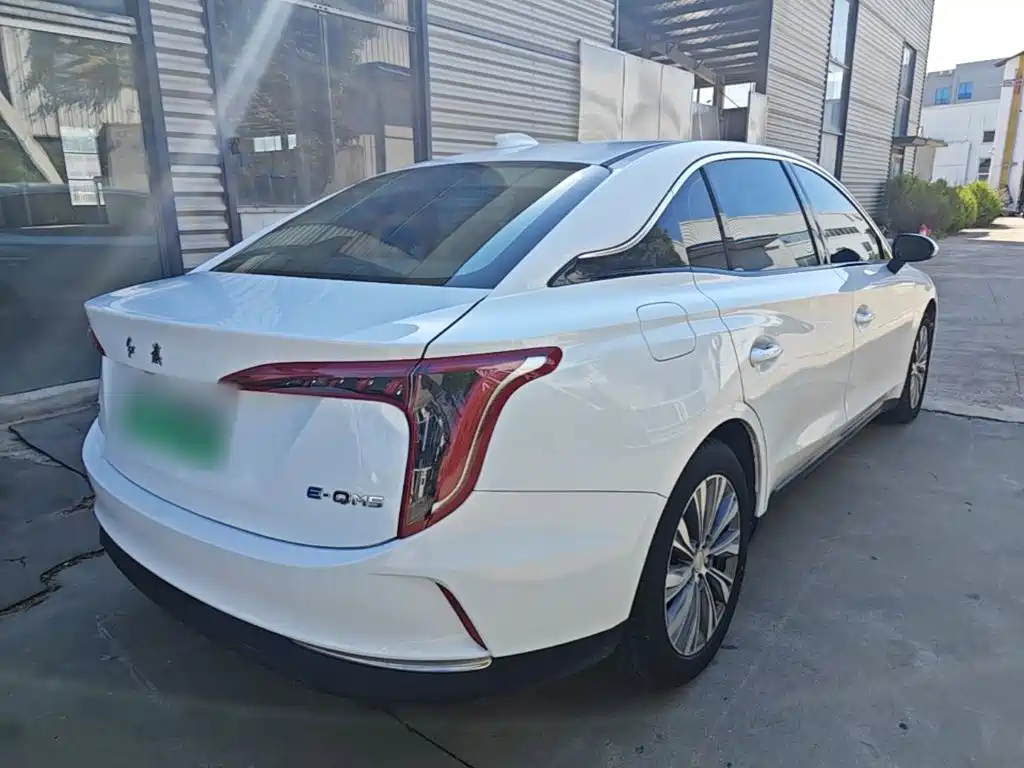 Hongqi Hongqi E-QM5 — миниатюра 7