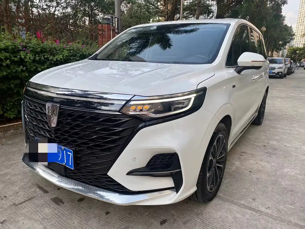 Roewe iMAX8 2021