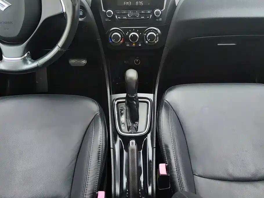 Suzuki Alivio — миниатюра 16