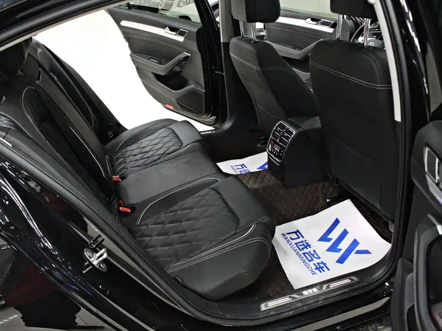 Volkswagen Magotan PHEV — миниатюра 11