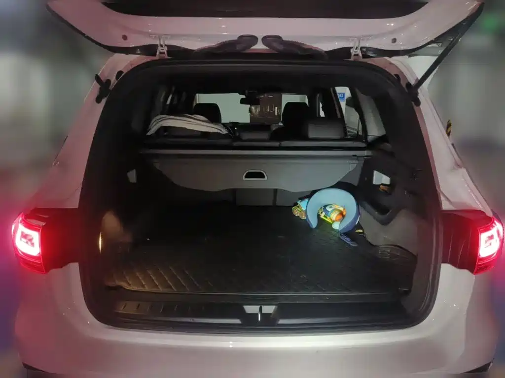 Mercedes-Benz GLB — миниатюра 15