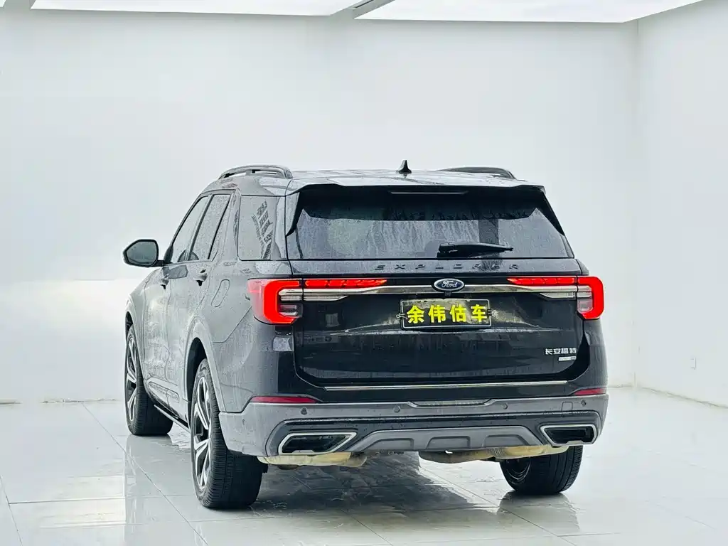 Ford Explorer — миниатюра 5