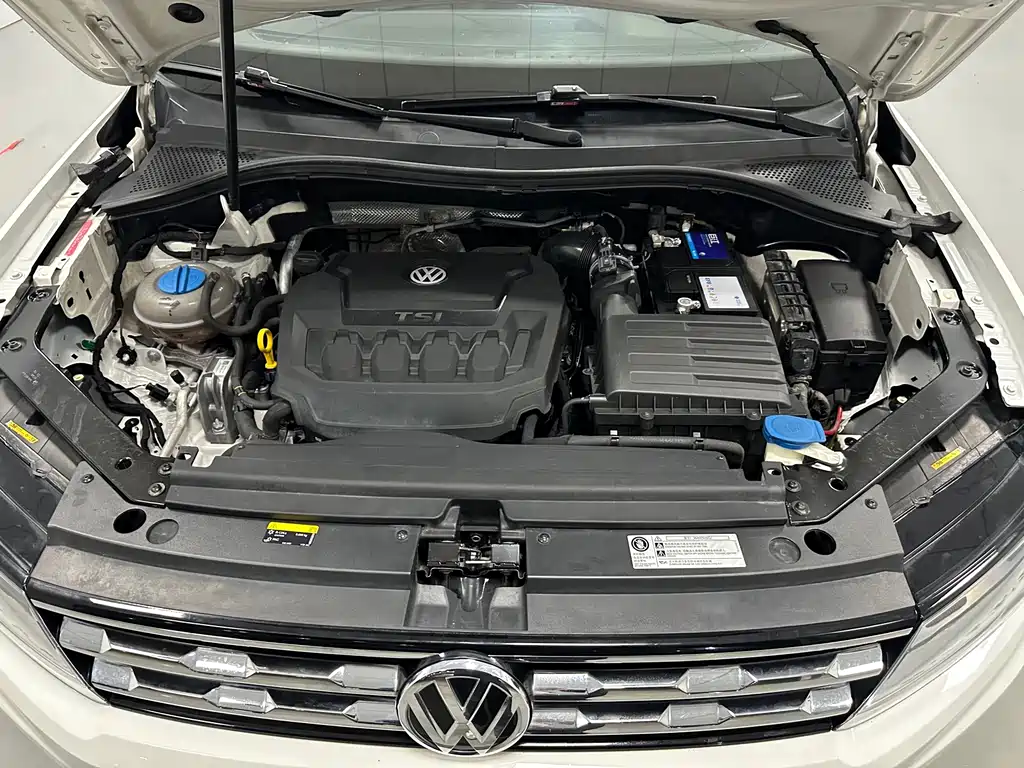 Volkswagen Tiguan L — миниатюра 27
