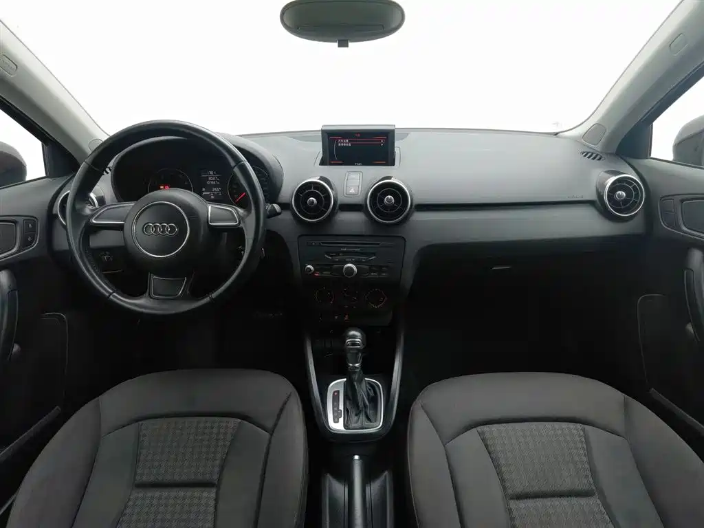 Audi A1 2014 30 TFSI Fashion