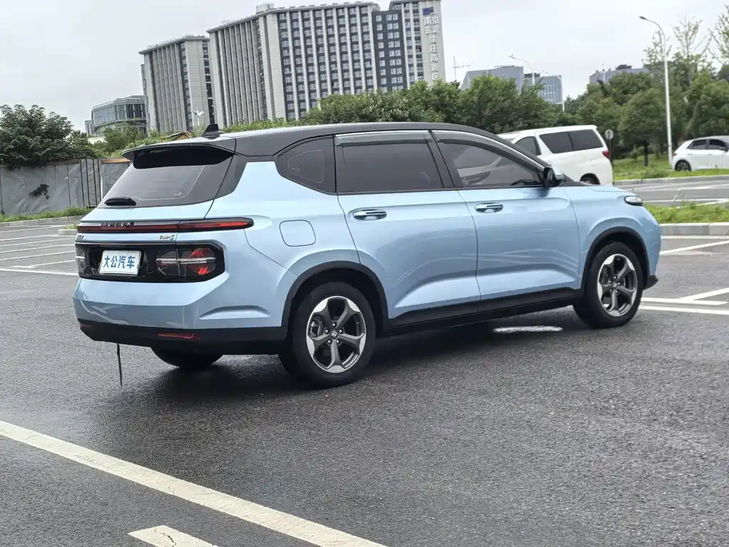 Baojun RM-5 — миниатюра 13