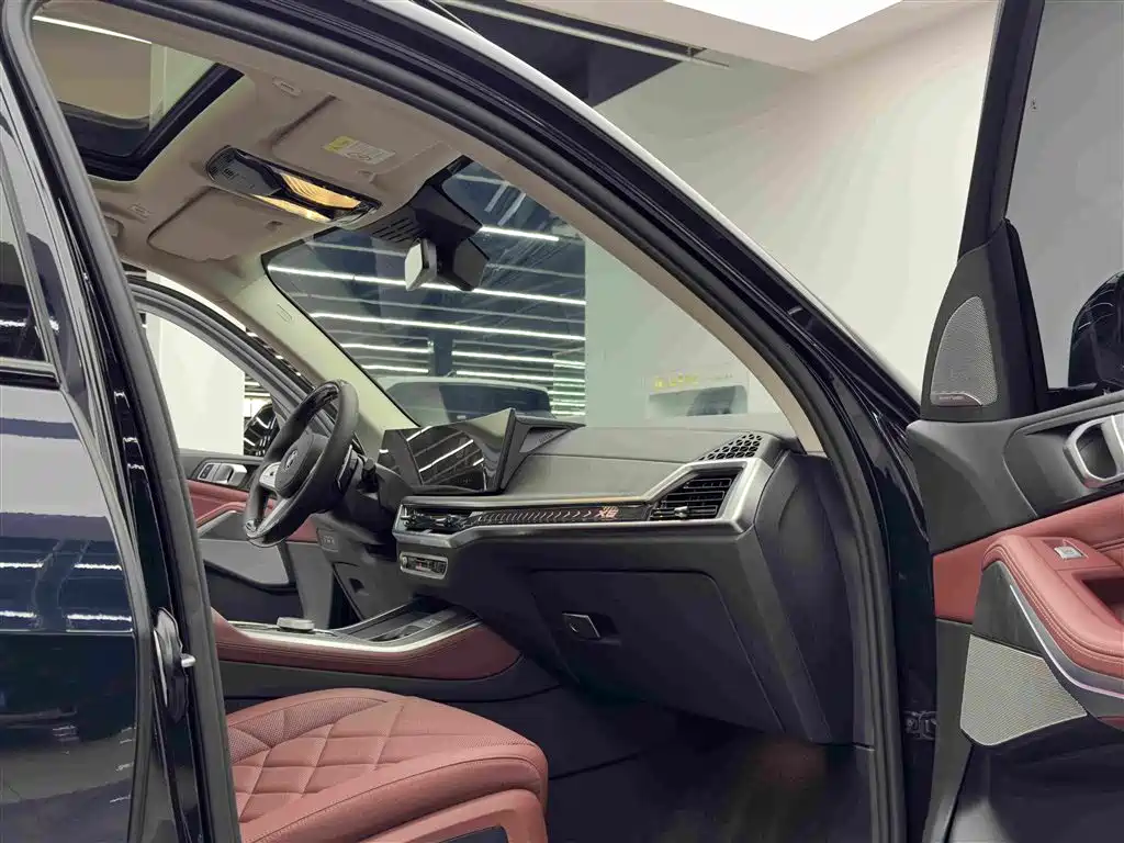 BMW X5 — миниатюра 10