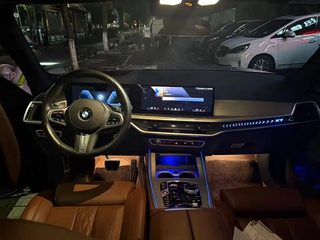 BMW X7 2024 xDrive40i Premium M Sport